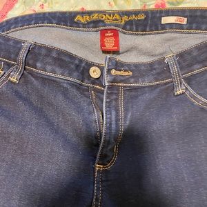Arizona Jeans size 17 short- ankle jeans